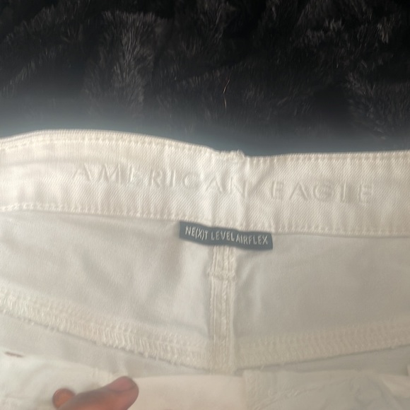 Selling shorts jean’s,color white…size 33.. - Picture 3 of 3